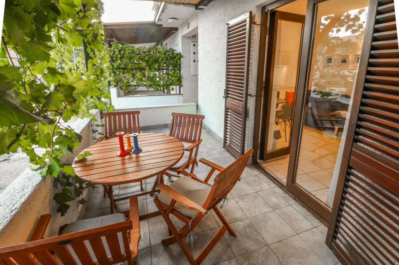 באסקה Apartments Vladan With Terrace מראה חיצוני תמונה