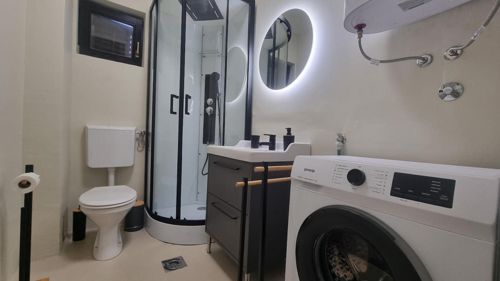באסקה Apartments Vladan With Terrace מראה חיצוני תמונה